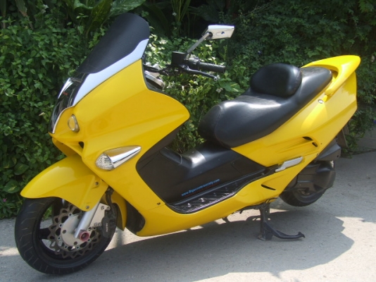 ขาย FORZA 250 ปี2003 ABS เครื่องดี ขี่สนุก สีสวยสภาพดี