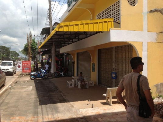 ขายห้องแถว5ห้องใจกลาง อ.  เขาพนม กะบี 20*80เก็บค่าเช่าอยู่45000