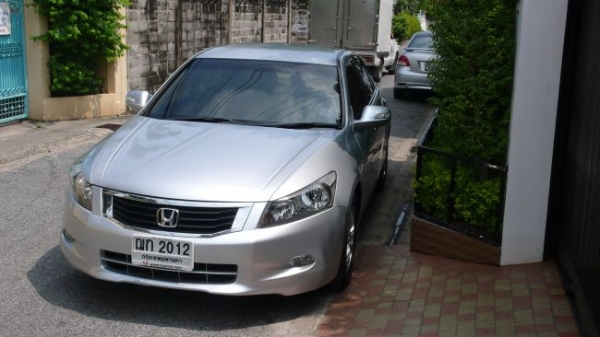 Honda Accord 2.0 E (G8) ปี'08 สภาพเดิมทั้งคัน ไมล์น้อย มาขอลองขับก่อนได้ครับ ยินดี Honda Accord 2.0 E (G8) ปี'08 สภาพเดิมทั้งคัน ไมล์น้อย มาขอลองขับก่อนได้ครับ ยินดี