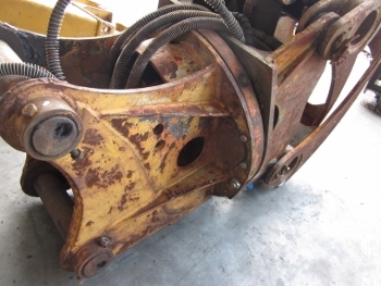 ขาย- ตัวคีบไม้ หมุนได้ สำหรับรถขุด แบคโฮ PC 120-200 เส้นผ่าศูนย์กลาง 1.2 ม.