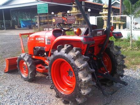 ขายรถไถ Kubota L 3608 (4WD) พร้อมดันหน้า ขายรถไถ Kubota L 3608 (4WD) พร้อมดันหน้า