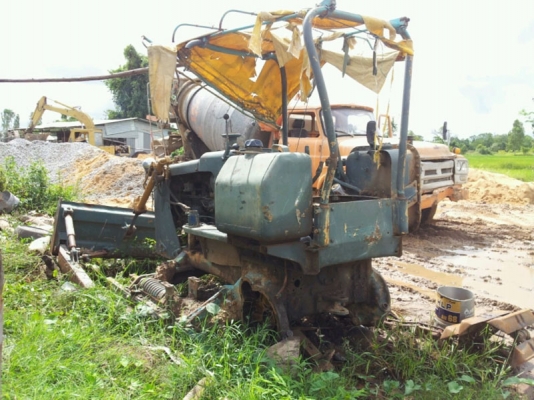 Komatsu D20 - 3,5,1 ขายตามสภาพ ใช้งานได้ 2 คัน อีกคันไม่มีเฟื่อง Komatsu D20 - 3,5,1 ขายตามสภาพ ใช้งานได้ 2 คัน อีกคันไม่มีเฟื่อง