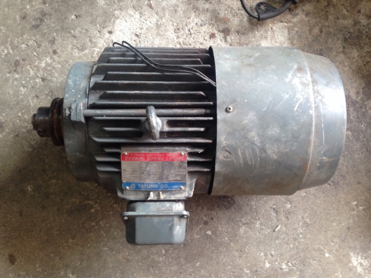 ขายมอเตอร์ 3 HP. 950 RPM. 6 Pole 380 V สภาพสวย วิ่งนิ่ม พร้อมใช้งาน