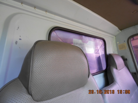 ขาย Isuzu NKR ดั้มเล็กต่อใหม่ เครื่องดี แซทซีสวย เอกสารพร้อมโอน