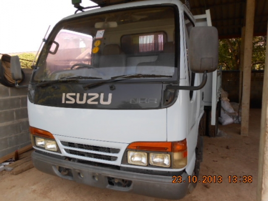 ขาย Isuzu NKR ดั้มเล็กต่อใหม่ เครื่องดี แซทซีสวย เอกสารพร้อมโอน
