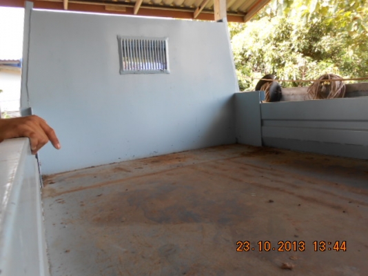 ขาย Isuzu NKR ดั้มเล็กต่อใหม่ เครื่องดี แซทซีสวย เอกสารพร้อมโอน