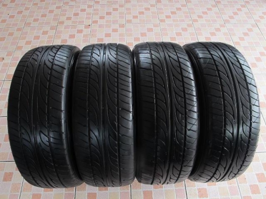 ขายยาง DUNLOP LM703---215-55-17---ปี12 (1ชุด)