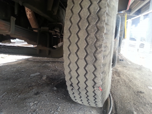 ขายหกล้อ หน้ายาว เอกสารครบ มีประกันชัน3ตอนนี้เครือง่นอ๊คเจ้าของขาย100000