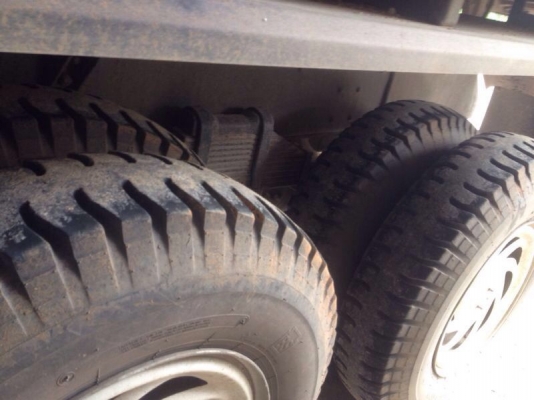 รถอีซูซุ 10 ล้อดั้ม GXZ 270 แรงม้า. ปี 48  สนใจติดต่อ 081 - 6079515