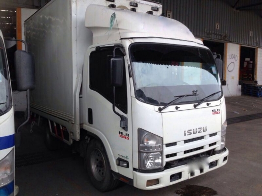 รถอีซูซุ lSUZU 4 ล้อ ตู้แห้ง  NLR  130 แรงม้า. ปี 55  สนใจติดต่อ 081 - 6079515