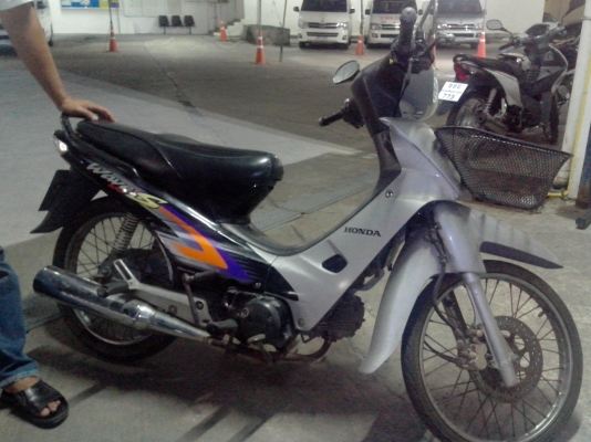 ขายเวฟ100สตาร์มือทสภาพดีตามรูปเครื่องดีมีชุดโอน16500