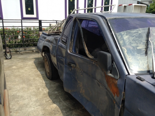 ขายซากbig M แค๊ปโค้งเครื่องฝาแดงพร้อมเล่มทะเบียน 43000 บาท