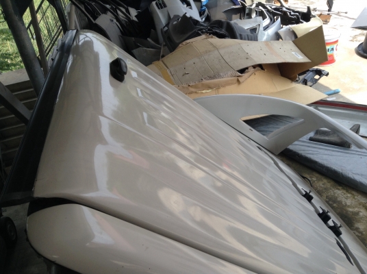 ขายฝาปิดกะบะ ดีแม๊ก 4ประตู ปี09สีขาว 6500บาท