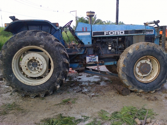 ขาย รถไถ Ford 7840  6สูบ