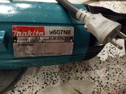 ขายด่วนหินเจียร์7" ยี่ห้อมากีต้า  รุ่น 9607NB