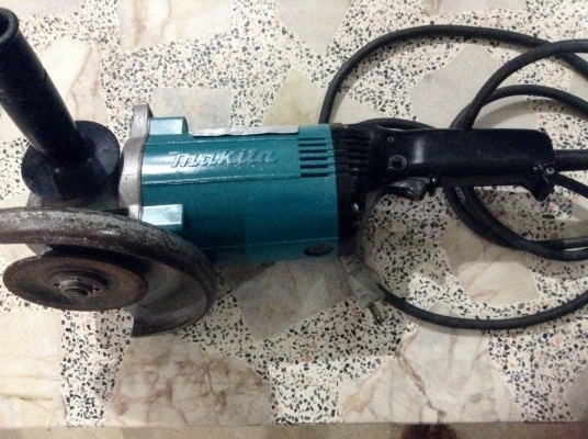 ขายด่วนหินเจียร์7" ยี่ห้อมากีต้า  รุ่น 9607NB