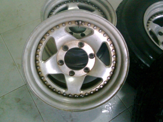 JAPAN R15X8 ET 0   6/139 3ชิ้นแท้ครับ