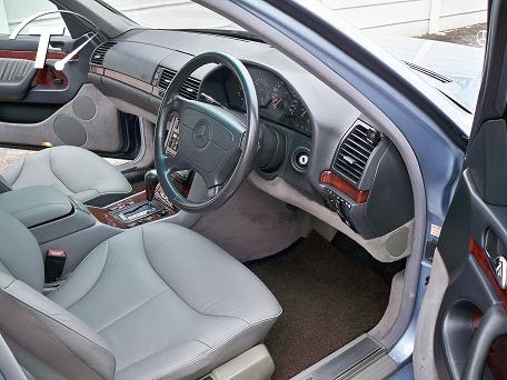 ขายกันสาบประตูรถเบนซ์ห่างปลา 200C