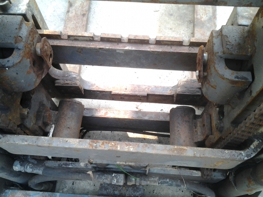 ขายครับ เสาร์โฟ๊คลิ๊ฟ เชียงกงไม่ผุครับสถาพสวย ยกสูง 4.50 เมตร 2 ตัน มีหงายงาได้ ขายถูกครับ 12,000- บาท ขายครับ เสาร์โฟ๊คลิ๊ฟ เชียงกงไม่ผุครับสถาพสวย ยกสูง 4.50 เมตร 2 ตัน มีหงายงาได้ ขายถูกครับ 12,000- บาท