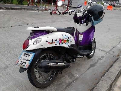ขาย Yamaha Fino ราคาถูก สีขาว ม่วง ไมล์แยก  14500 บาท    0928363262 เปิ้ล