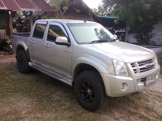 ขายดาวน์ D-MAX 2.5 ปี 51 รถมือเดียว สวยๆ ไม่เคยชน ไม่เคยทำสีเลยครับยางใหม่กิ๊ก เหลืองวด350,000