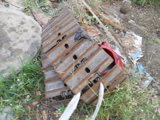 ขายโซ่เเทรกเหล็ก เเบ็คโฮเล็ก pc30