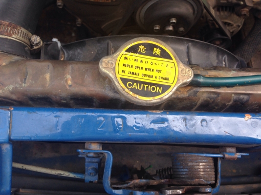 TOYOTA RN20 - 5 ขอ เครื่องยนต์ 2Y รถสวยทั้งคันพร้อมใช้งานได้เลย ภายในคอนโซลสวยครบพร้อม ภายนอกกระบะไม่มีผุกร่อน ช่วงล่างคัชซีสวย ล้อแม็กลายสวยทั้ง 4 ล้อ ยางสภาพดี 70\% พร้อมใช้งาน เอกสารทะเบียนครบพร้อม ราคาต่อรองได้ครับ