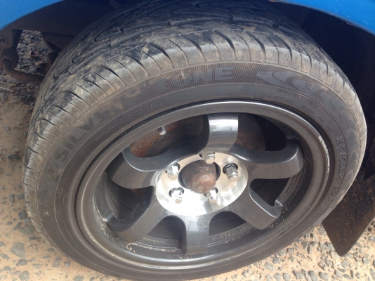 TOYOTA RN20 - 5 ขอ เครื่องยนต์ 2Y รถสวยทั้งคันพร้อมใช้งานได้เลย ภายในคอนโซลสวยครบพร้อม ภายนอกกระบะไม่มีผุกร่อน ช่วงล่างคัชซีสวย ล้อแม็กลายสวยทั้ง 4 ล้อ ยางสภาพดี 70\% พร้อมใช้งาน เอกสารทะเบียนครบพร้อม ราคาต่อรองได้ครับ