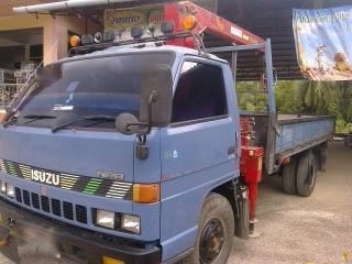 รถอีซูซุ lSUZU 6 ล้อ ติดเครน 2.5 ตัน. 115 แรงม้า ( รถประกอบ ) สนใจติดต่อ 081 - 6079515 รถอีซูซุ lSUZU 6 ล้อ ติดเครน 2.5 ตัน. 115 แรงม้า ( รถประกอบ ) สนใจติดต่อ 081 - 6079515