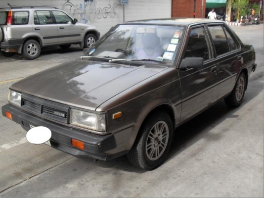 ขาย Nissan ff b11 เกียร์ออโต้ ช่วงล่างแน่นๆแอร์เย็น