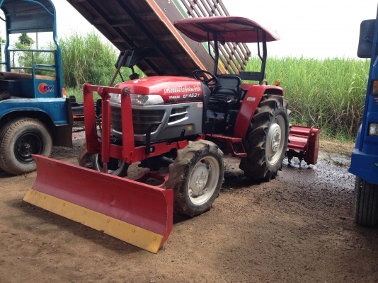 ขายรถไถยันม่า 45 แรงม้า  EF453T 9เกียร์เดินหน้า 9 เกียร์ถอยหลัง พร้อมโลตาลี่ และ ผานดันหน้า ในราคาพิเศษ ต่อลองได้จ้าา