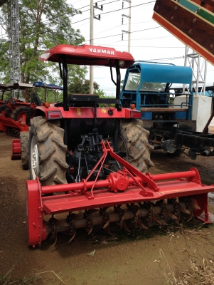 ขายรถไถยันม่า 45 แรงม้า  EF453T 9เกียร์เดินหน้า 9 เกียร์ถอยหลัง พร้อมโลตาลี่ และ ผานดันหน้า ในราคาพิเศษ ต่อลองได้จ้าา