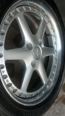 แม็กเจแปน super license ขอบ 17 กว้าง 8 นิ้วครึ้ง ขนาด 4 รู 114 แม็กเจแปน super license ขอบ 17 กว้าง 8 นิ้วครึ้ง ขนาด 4 รู 114