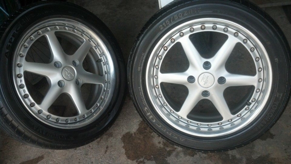 แม็กเจแปน super license ขอบ 17 กว้าง 8 นิ้วครึ้ง ขนาด 4 รู 114 แม็กเจแปน super license ขอบ 17 กว้าง 8 นิ้วครึ้ง ขนาด 4 รู 114