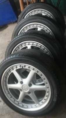 แม็กเจแปน super license ขอบ 17 กว้าง 8 นิ้วครึ้ง ขนาด 4 รู 114 แม็กเจแปน super license ขอบ 17 กว้าง 8 นิ้วครึ้ง ขนาด 4 รู 114