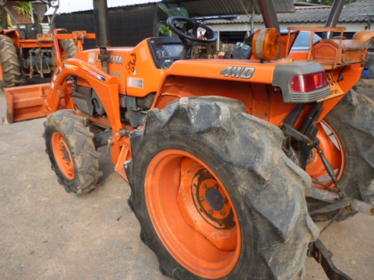 L3408 4WD พ.เพาเวอร์ ติดผานดันหนักสถาพสมบูรณ์ เกียร์ไม่ดัง เจ้าของรักษาดีมาก พร้อมเล่มทะเบียน L3408 4WD พ.เพาเวอร์ ติดผานดันหนักสถาพสมบูรณ์ เกียร์ไม่ดัง เจ้าของรักษาดีมาก พร้อมเล่มทะเบียน