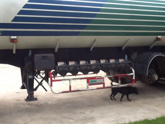 รถน้ำมัน