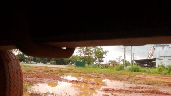 รถมิตซู 6 ล้อ ท้ายลาด 100 แรงม้า. ปี 36 สนใจติดต่อ 081 - 6079515 รถมิตซู 6 ล้อ ท้ายลาด 100 แรงม้า. ปี 36 สนใจติดต่อ 081 - 6079515