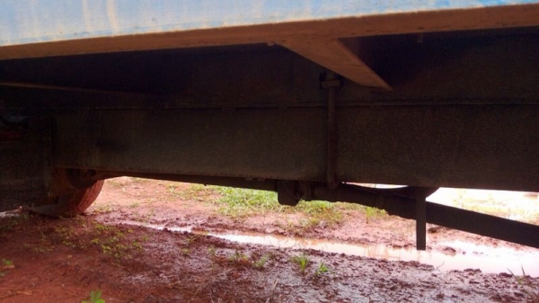 รถมิตซู 6 ล้อ ท้ายลาด 100 แรงม้า. ปี 36 สนใจติดต่อ 081 - 6079515 รถมิตซู 6 ล้อ ท้ายลาด 100 แรงม้า. ปี 36 สนใจติดต่อ 081 - 6079515