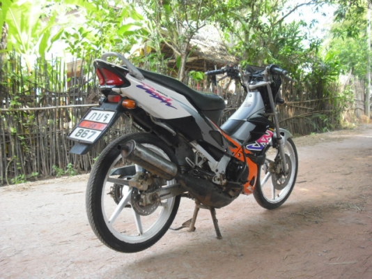 ขายHonda Dash ปี2545รถเดิมๆมีเล่มพร้อมชุดโอนราคา7,900บาท