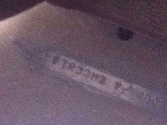 รถอีซูซุ 6 ล้อ รั้ว FTR  195 แรงม้า ปี 46   สนใจติดต่อ 081 - 6079515