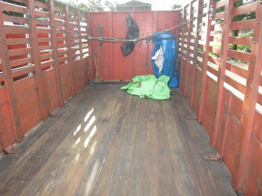 ขายสิบล้อ  อีสุสุ  ROCK  195 ตามสภาพครับ