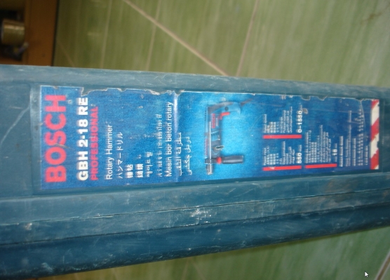 ขายสว่านโรตารี่ Bosch รุ่น GBH 2-18 RE (550w.)