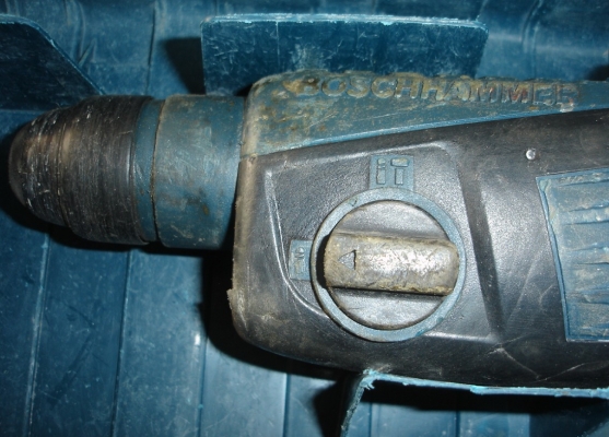 ขายสว่านโรตารี่ Bosch รุ่น GBH 2-18 RE (550w.)