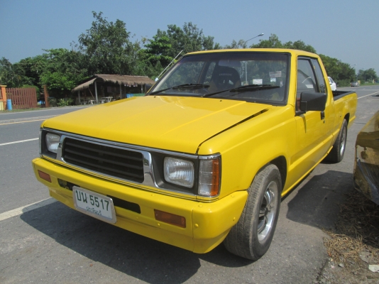 รถสวย สีสดใส พร้อมขับโชว์ได้สบาย