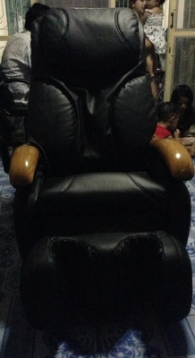 ขายโต๊ะนวดครับ ขายโต๊ะนวดครับ