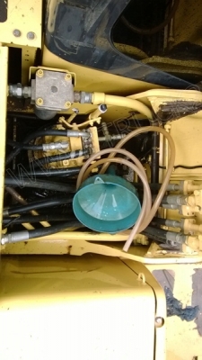 รถแบคโฮ ยี่ห้อ KOMATSU PC120-7