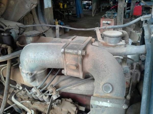 รถบรรทุก 6 ล้อเทเลอร์ท้ายเป็ด ยี่ห้อ HINO  168 แรงม้า