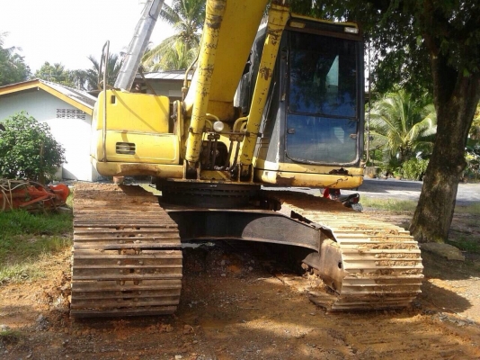 ขายแบคโฮ KOMATSU 200-6 95XXX สนใจโทร0819701072