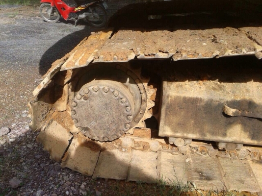 ขายแบคโฮ KOMATSU 200-6 95XXX สนใจโทร0819701072